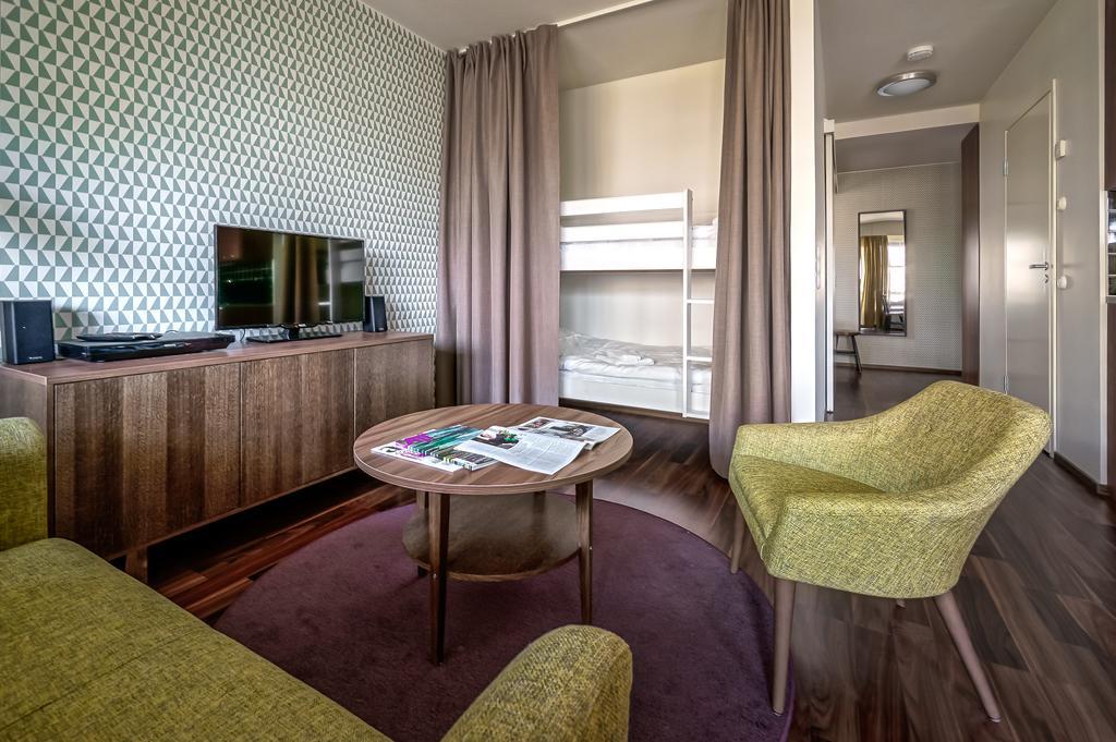 Forenom Serviced Apartments Espoo Tapiola Zimmer foto