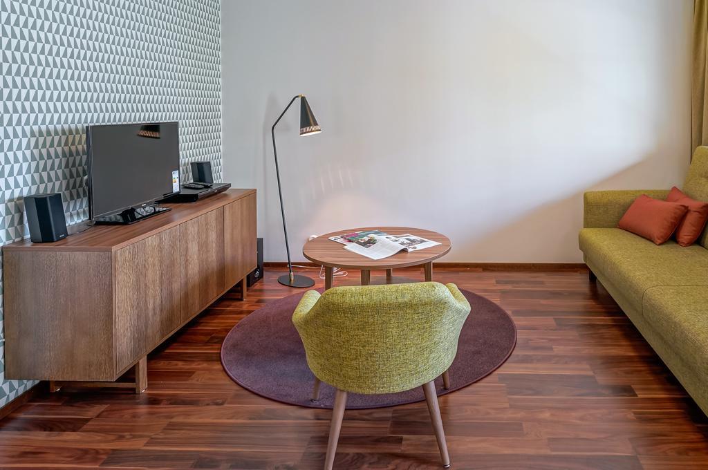 Forenom Serviced Apartments Espoo Tapiola Zimmer foto