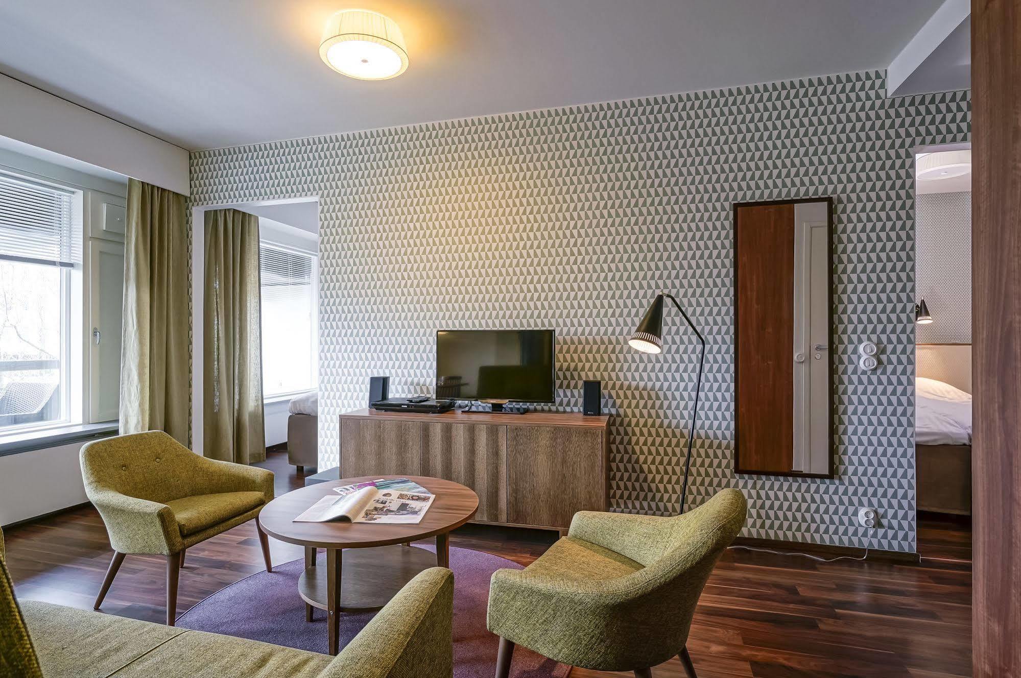 Forenom Serviced Apartments Espoo Tapiola Exterior foto